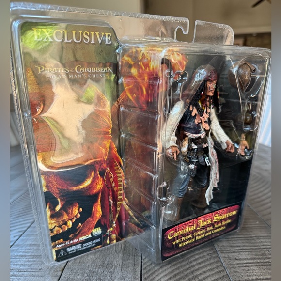 Pirates of the Caribbean Dead Man's Chest - Cannibal Jack Sparrow Action Figure - Picture 3 of 7